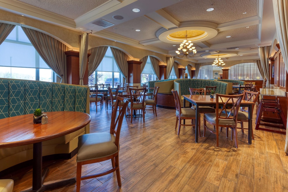 Drury Plaza Hotel St Louis Chesterfield 35/50
