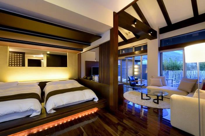 Suite, Futon Bed, Twin Beds, Outdoor Bath