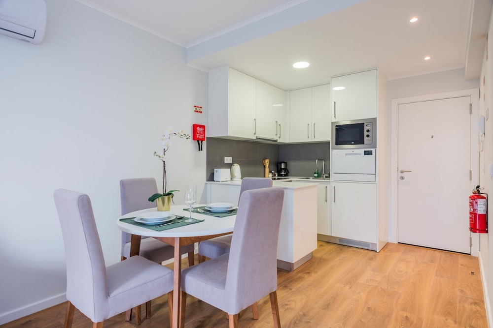 137 Lux Residence 33/48