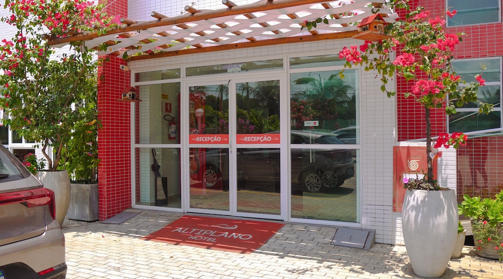 Altiplano Hotel 2/43
