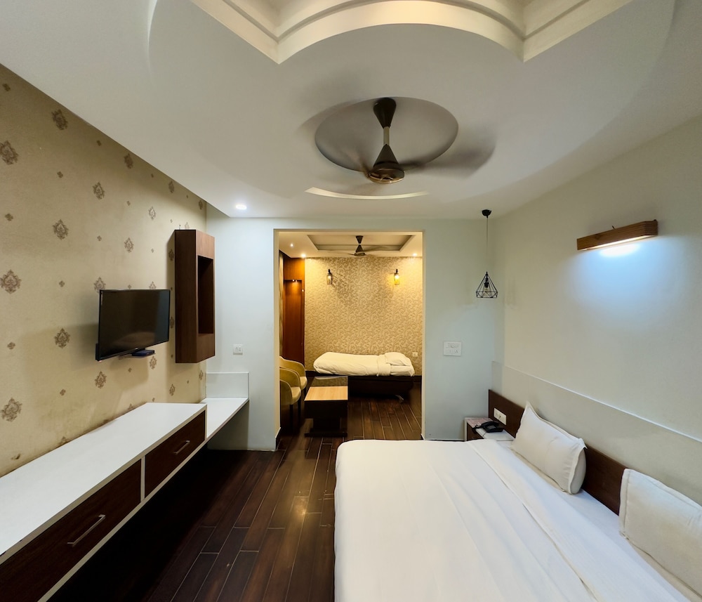 Hotel Himalaya 11/49