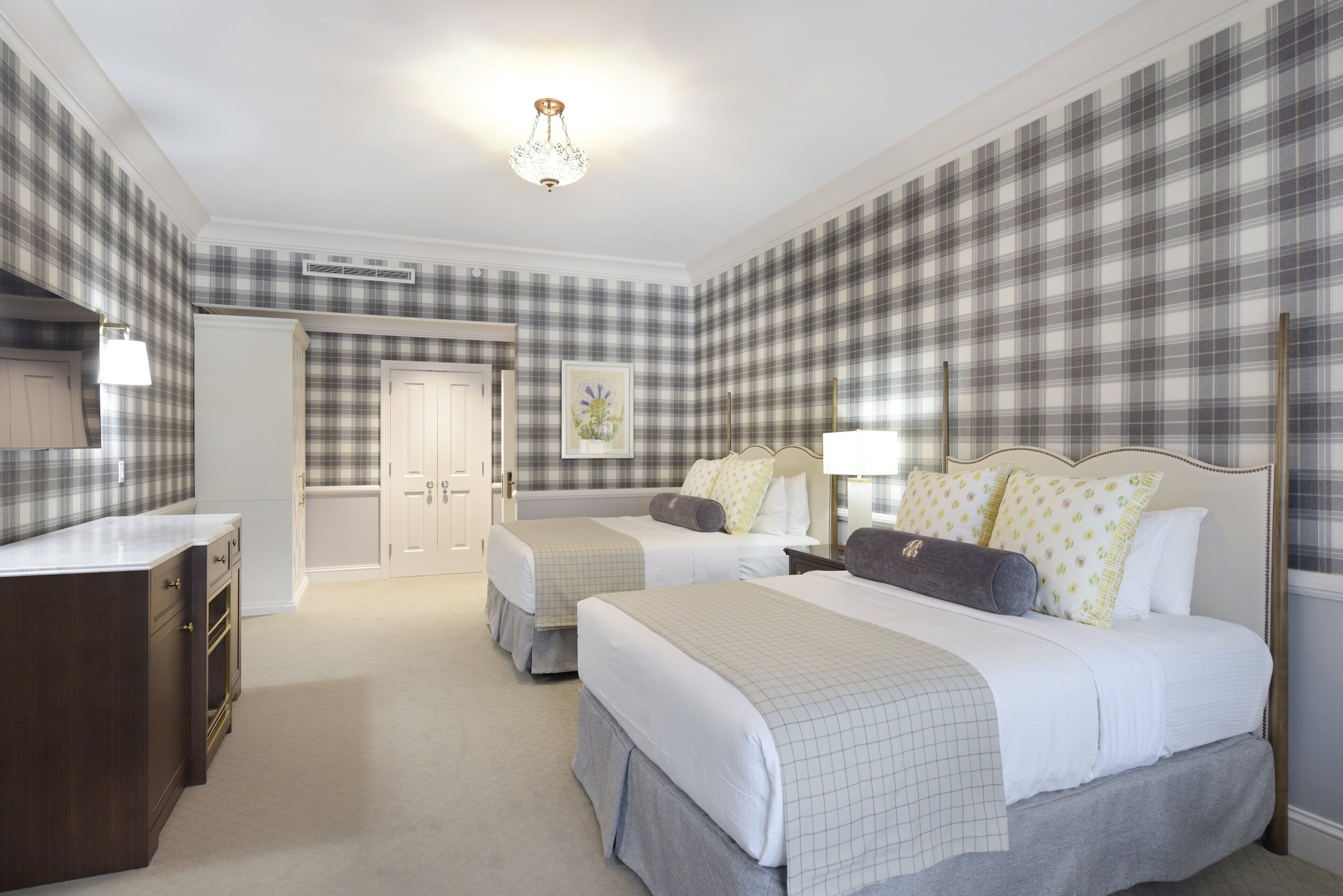 Room, 2 Queen Beds, Balcony or Patio, Presidential Wing