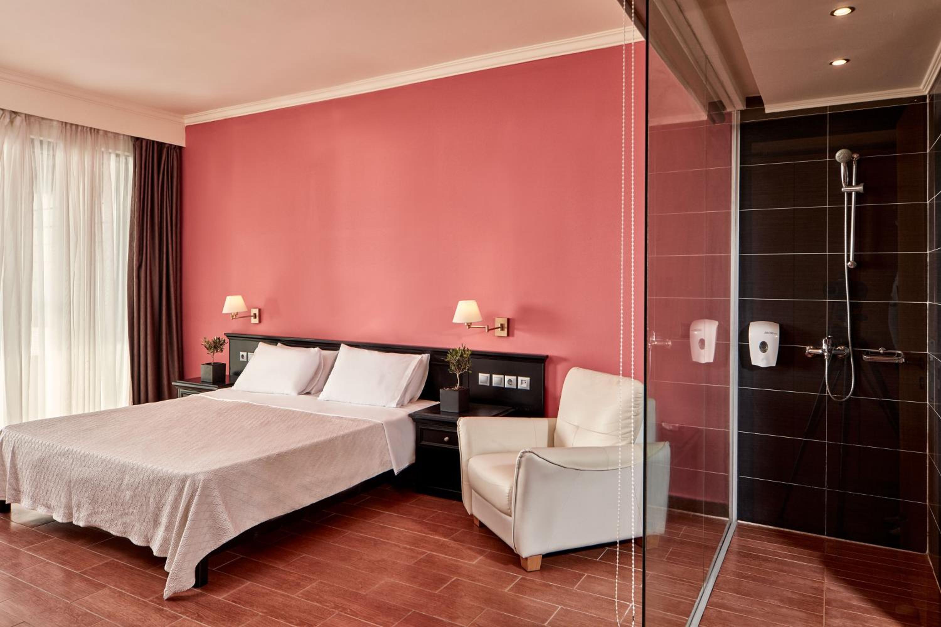 جناح جونيور مع أريكة بمسبح خاص، All Senses Nautica Blue Exclusive Resort and Spa By Anayia All Inclusive Resorts 5/10