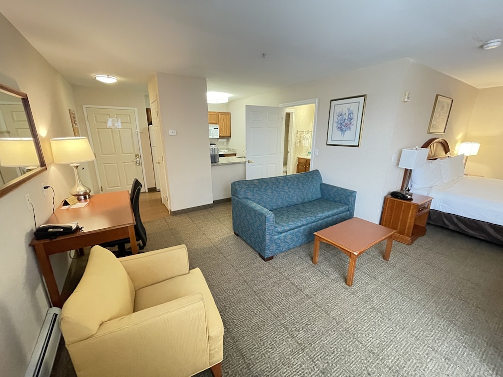 Smart Suites, an Ascend Collection Hotel 27/50