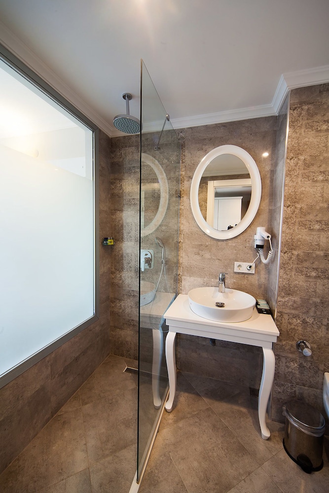 As Hotel Cesme 47/50