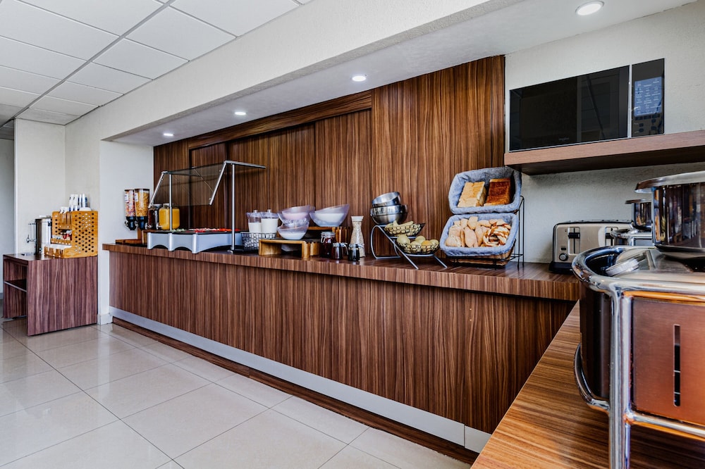 City Express by Marriott Tuxtla Gutierrez 11/58