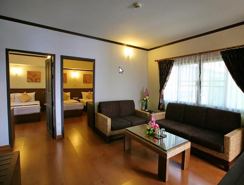 Top North Hotel Resort 34/49