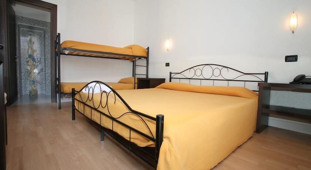Memole Inn Sanremo 8/50