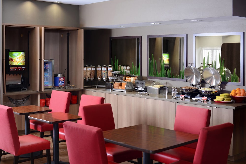 Towneplace Suites Houston Galleria Area 30/33