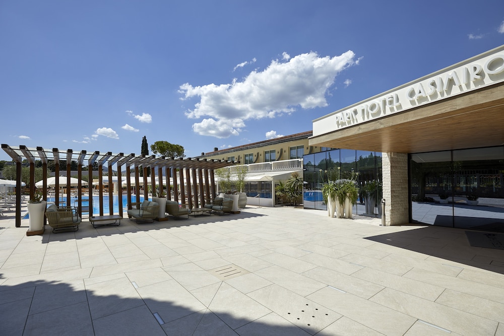 Park Hotel Casimiro Village 64/71
