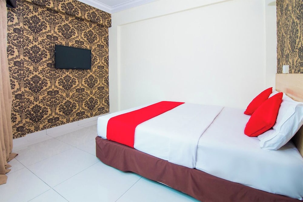 OYO 528 Andaman Sea Hotel 33/41