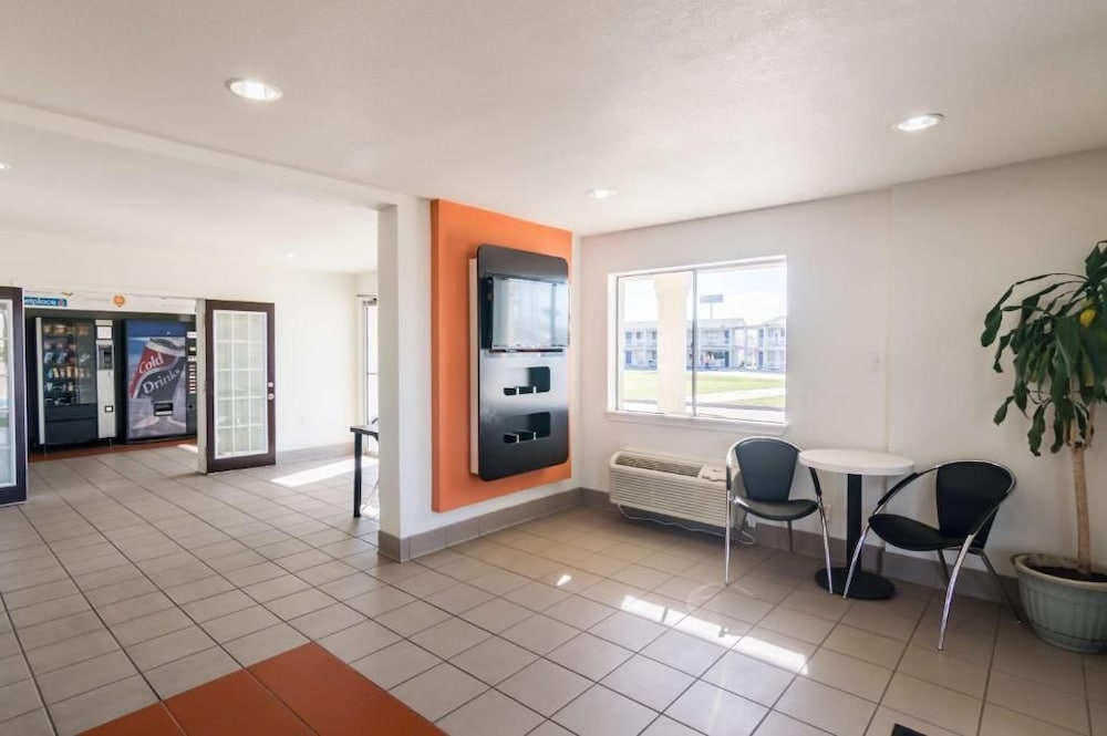 Motel6 Wichita Falls, TX - North 46/63