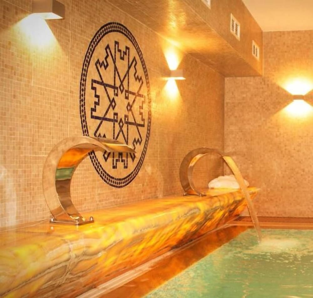 Castelo Hotel 43/64