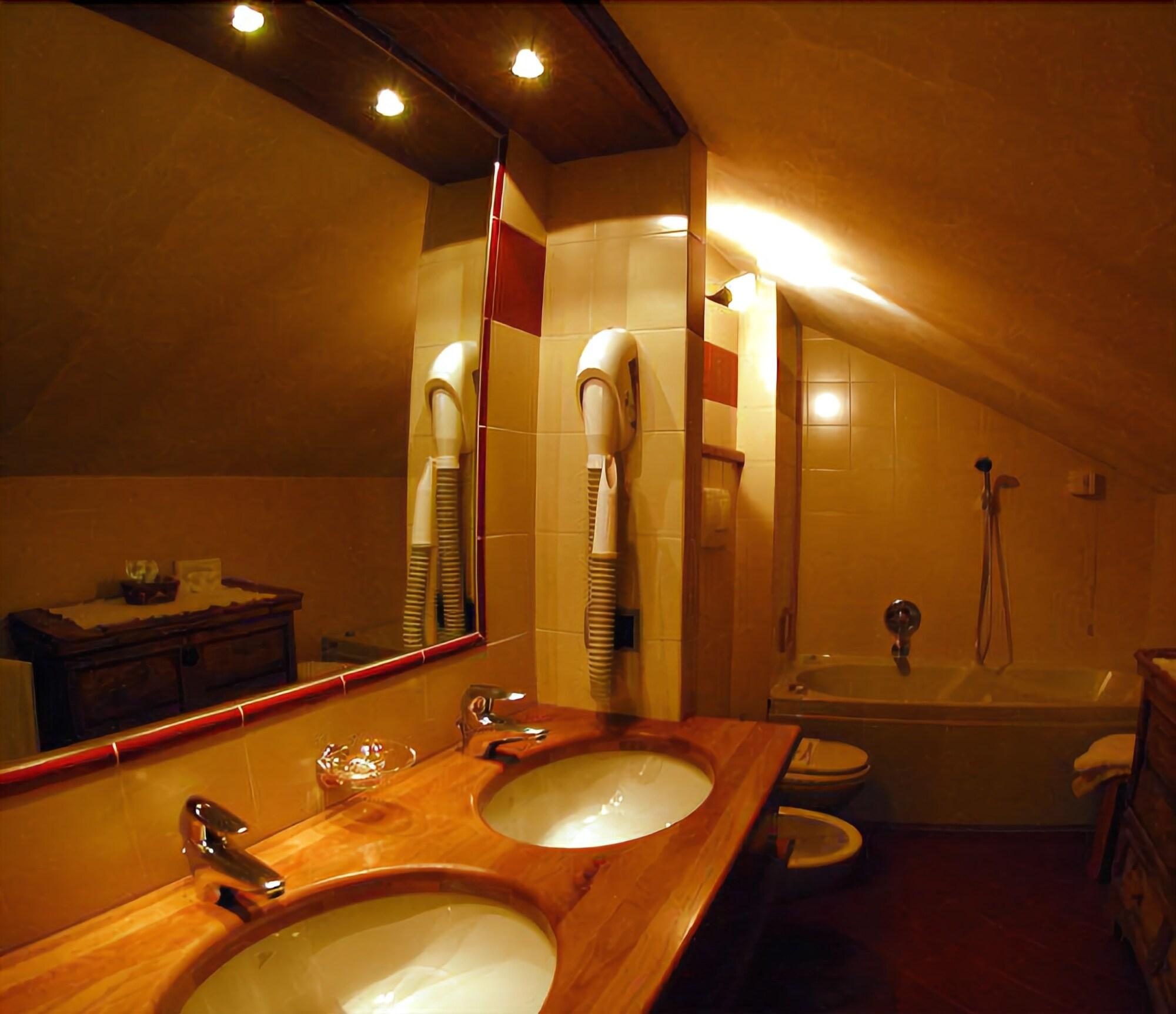 HOTEL BAITA DEI PINI 32/32