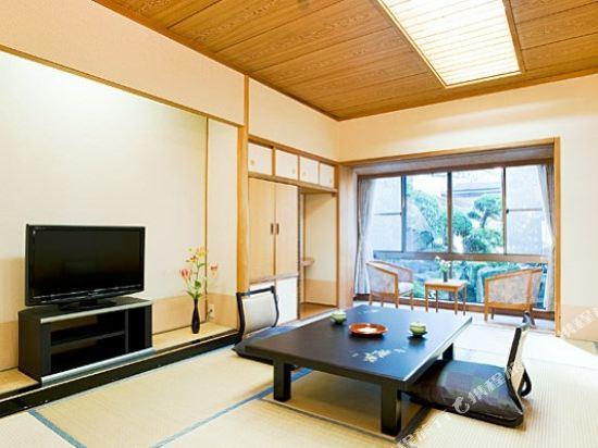 Hotel Sekifu 8/45