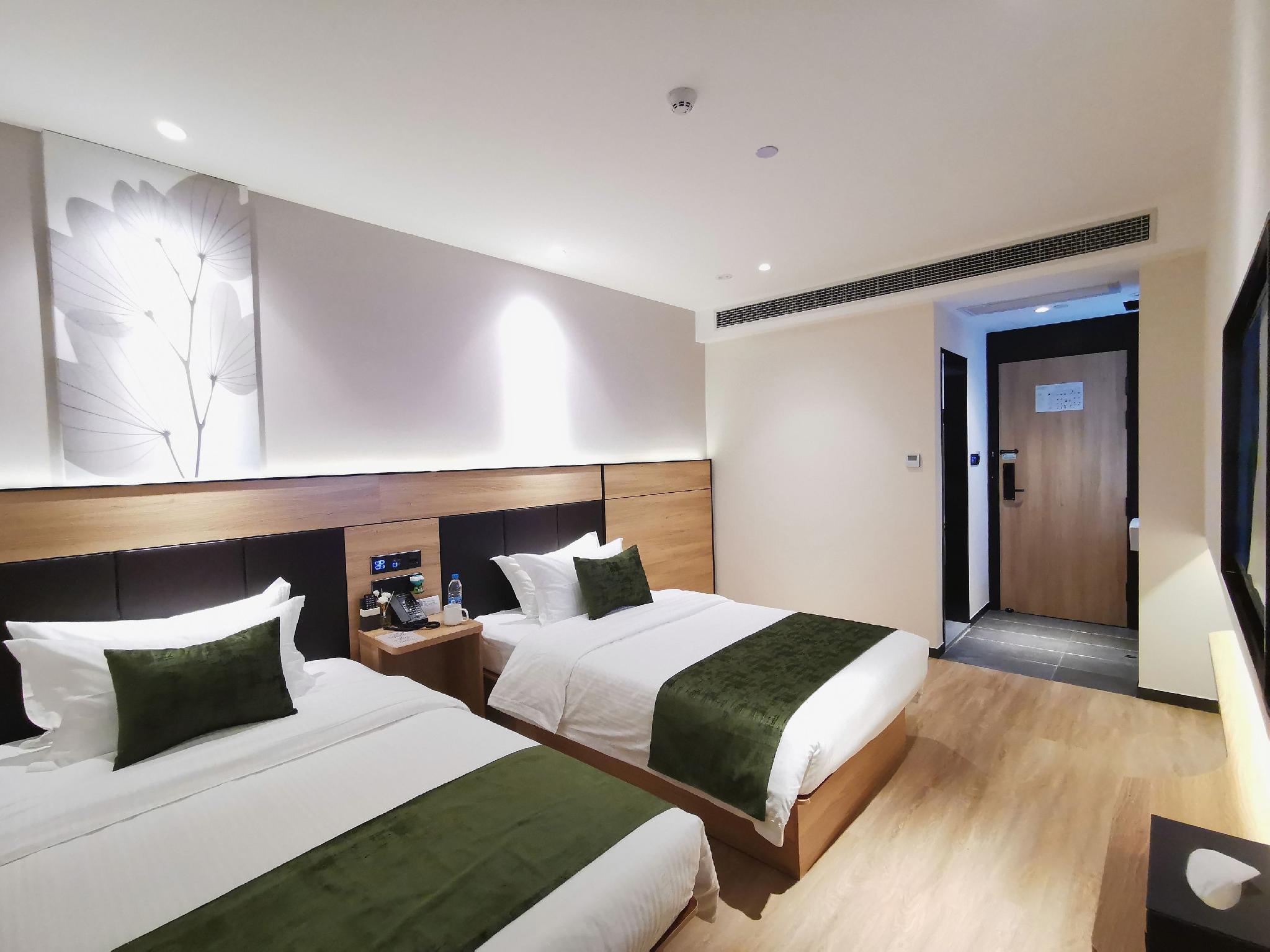 SUPERIOR, 2 BEDS