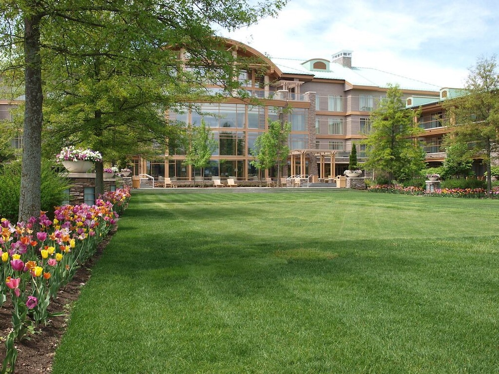 The Lodge at Turning Stone Resort Casino 11/13