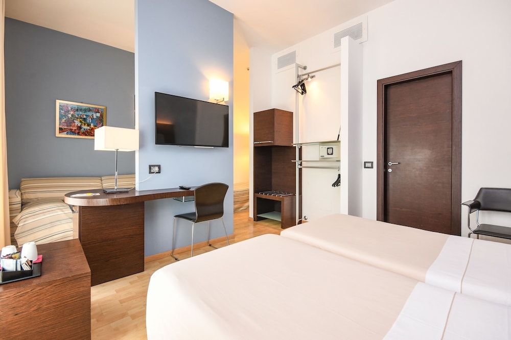 Hotel City 16/61