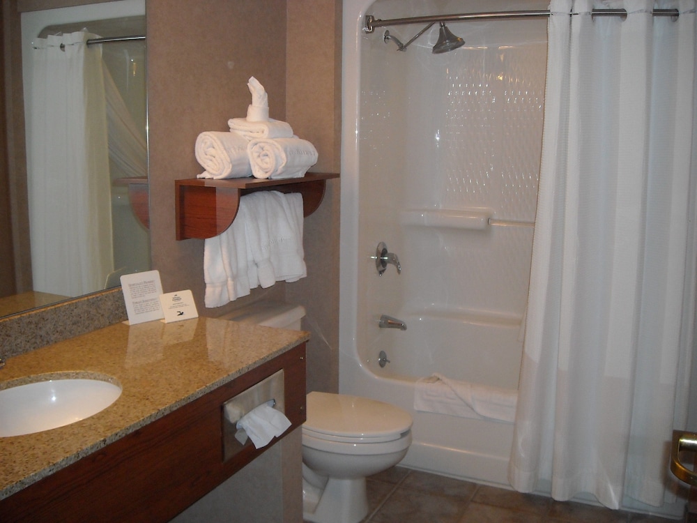 Holiday Inn Express And Suites Deadwood Gold Dust Casino 76/78