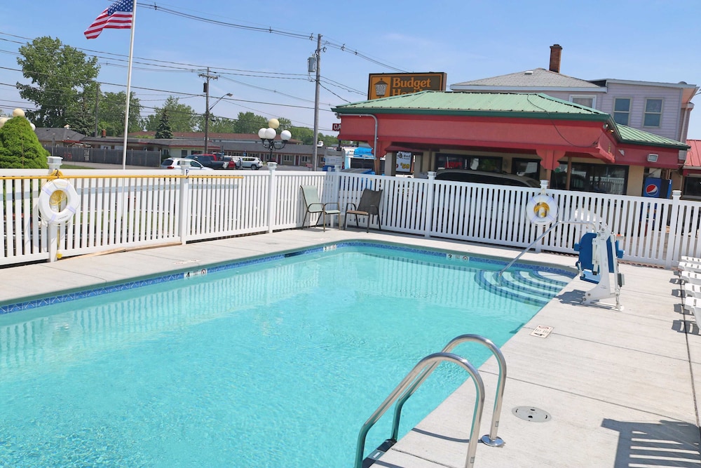 Budget Host Inn Niagara Falls 3/60