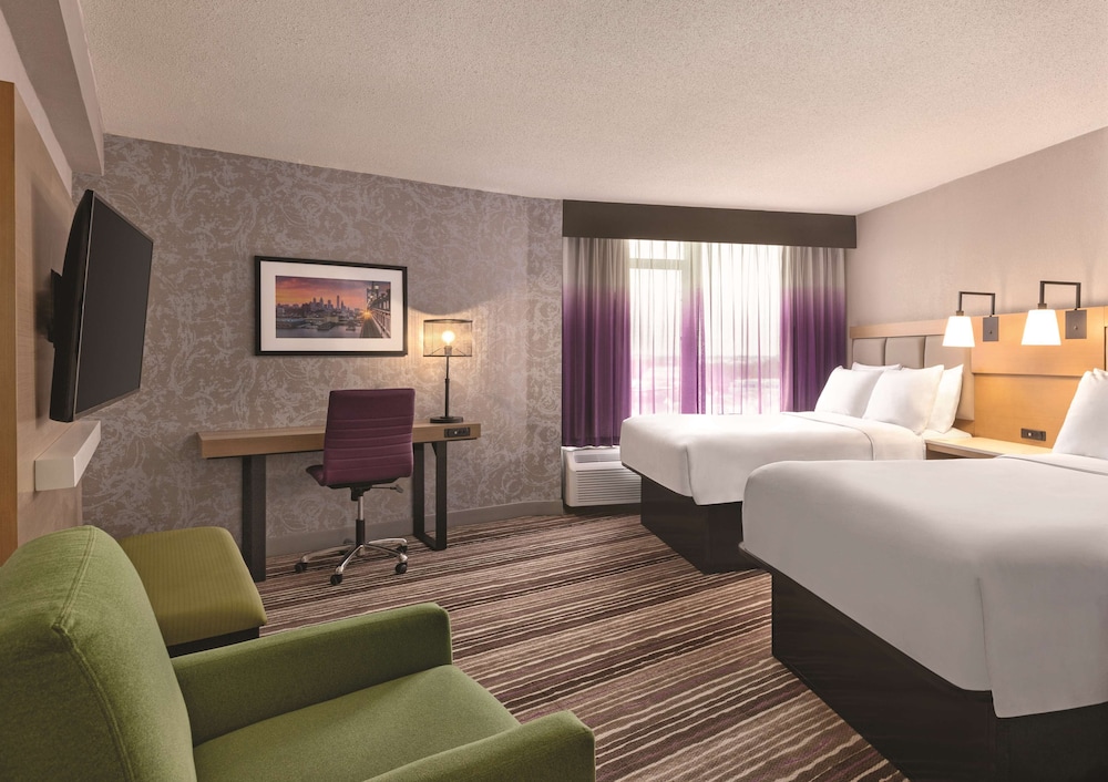 Holiday Inn Philadelphia Arpt-Stadium Area 22/54
