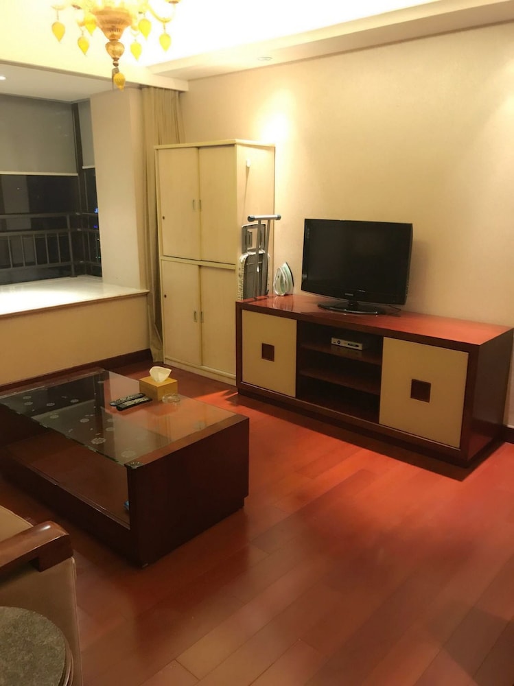 Shanghai ZiYuan Service Apartment 38/61