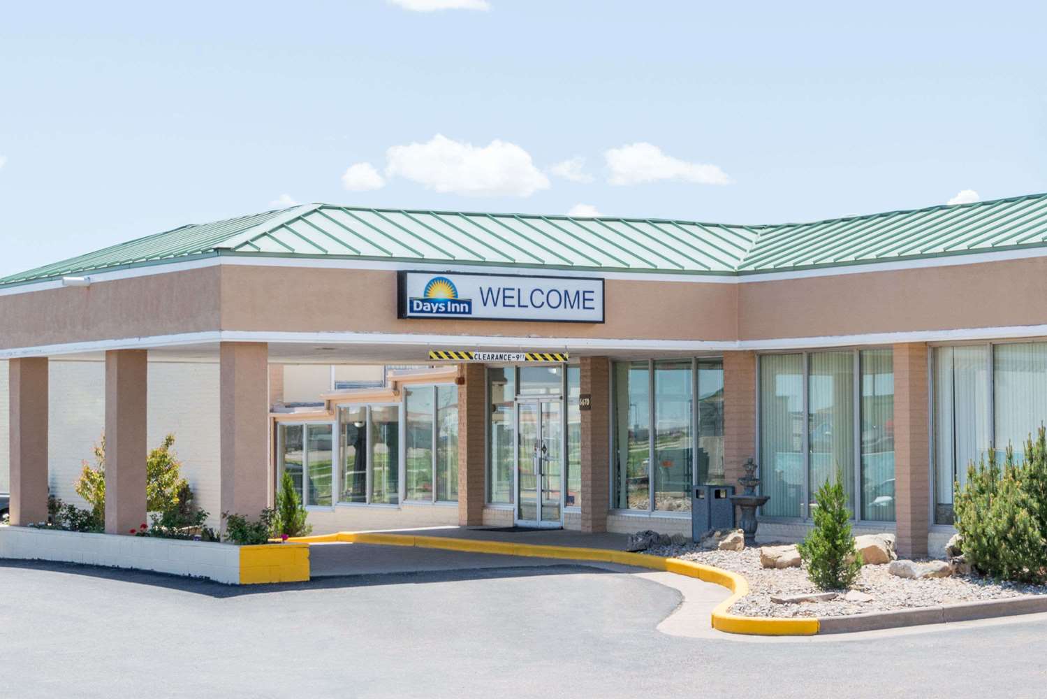Days Inn by Wyndham Colorado City 2/30