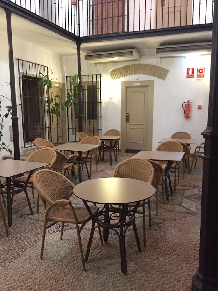 Los Patios 35/39