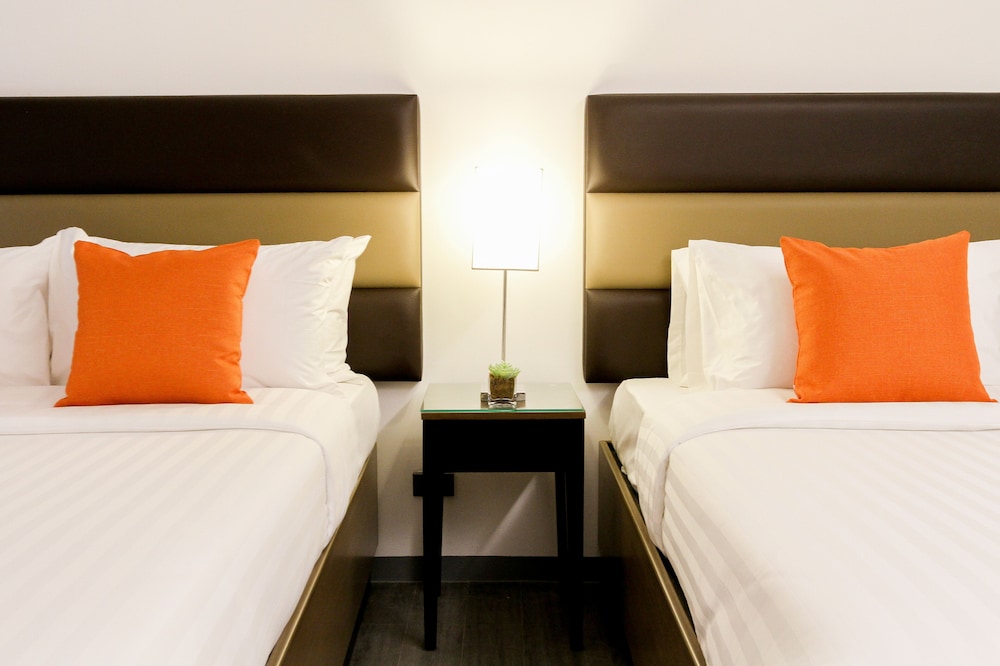 Privato Makati 15/41