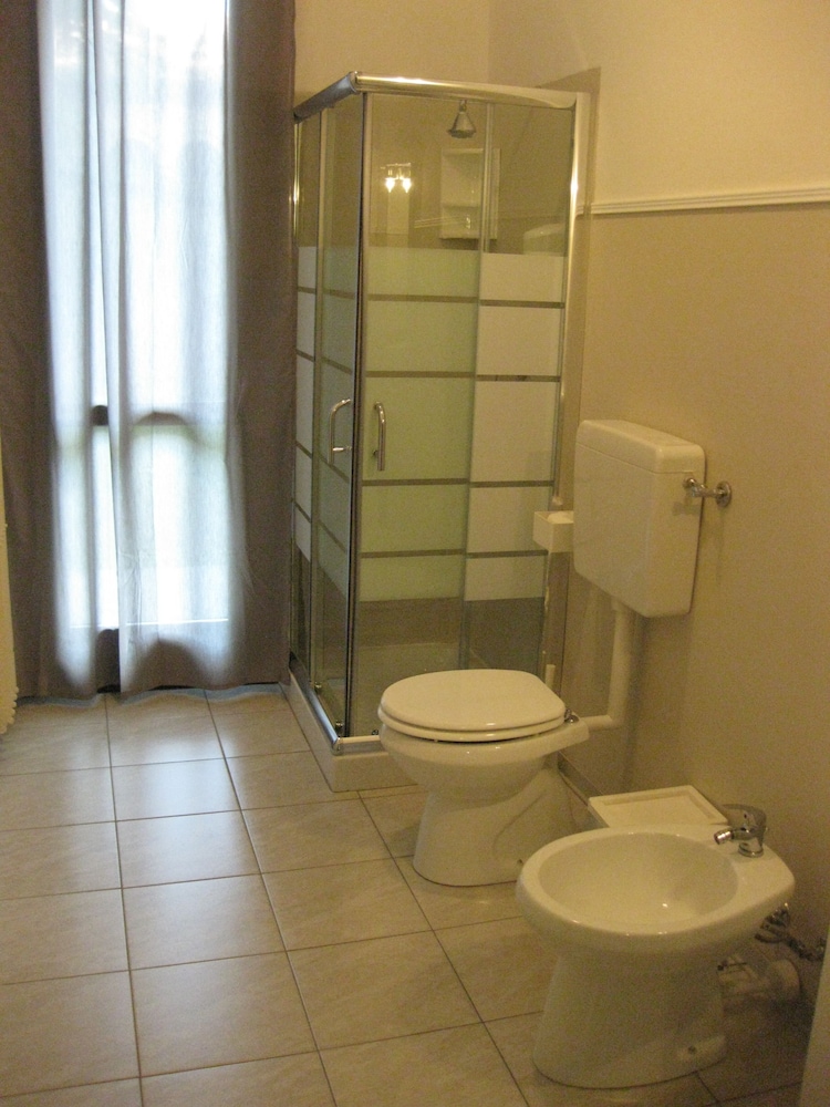 Low Cost Ferrara 25/26