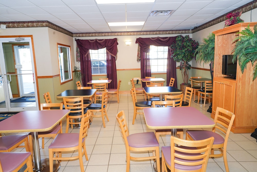 Days Inn By Wyndham Lake City I-75 19/27