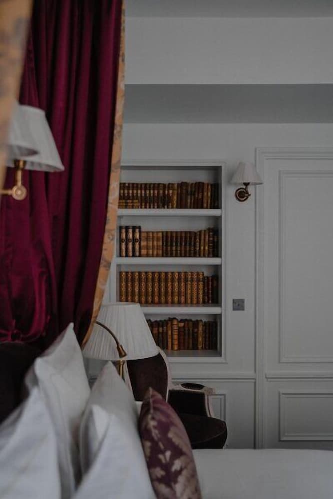 جناح تنفيذي بسريرين منفصلين مع أريكة، Hotel De Buci 2/10