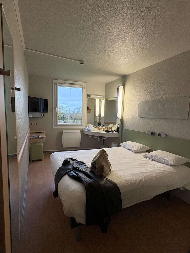 Ibis Budget Granville 14/50