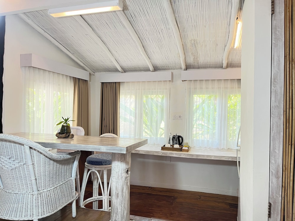 Trikora Beach Club & Resort 9/71