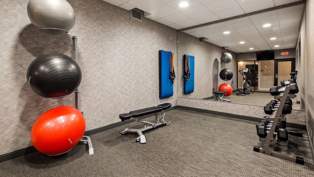 Best Western Plus Greenville I-385 Inn & Suites 29/53
