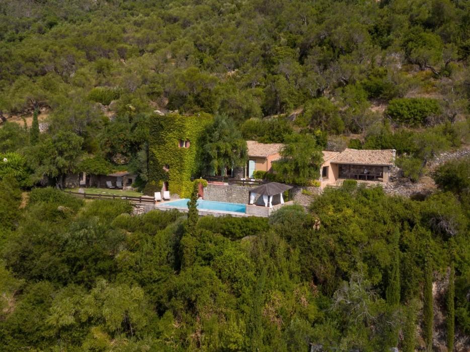 Villa Manavra 11/19