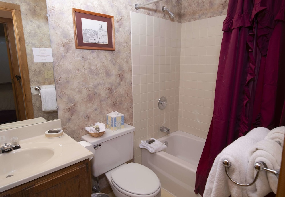 Okemo Mountain Lodging 11/42