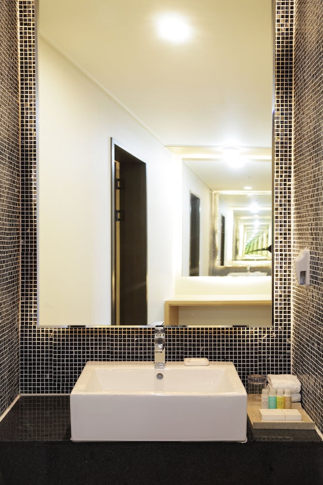 Hotel Shalom Jeju 44/47