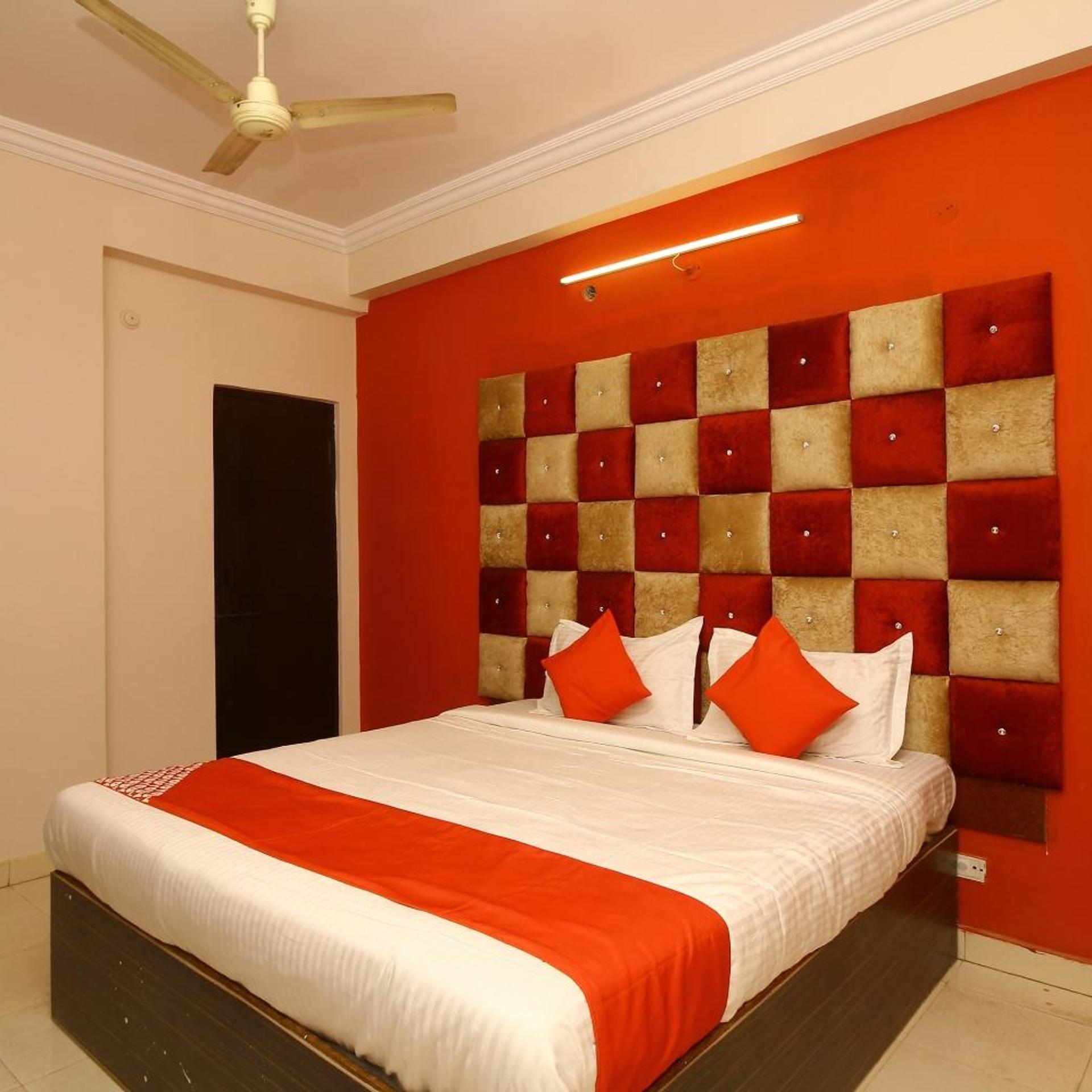 Hotel Nav Bharat Residency 18/29