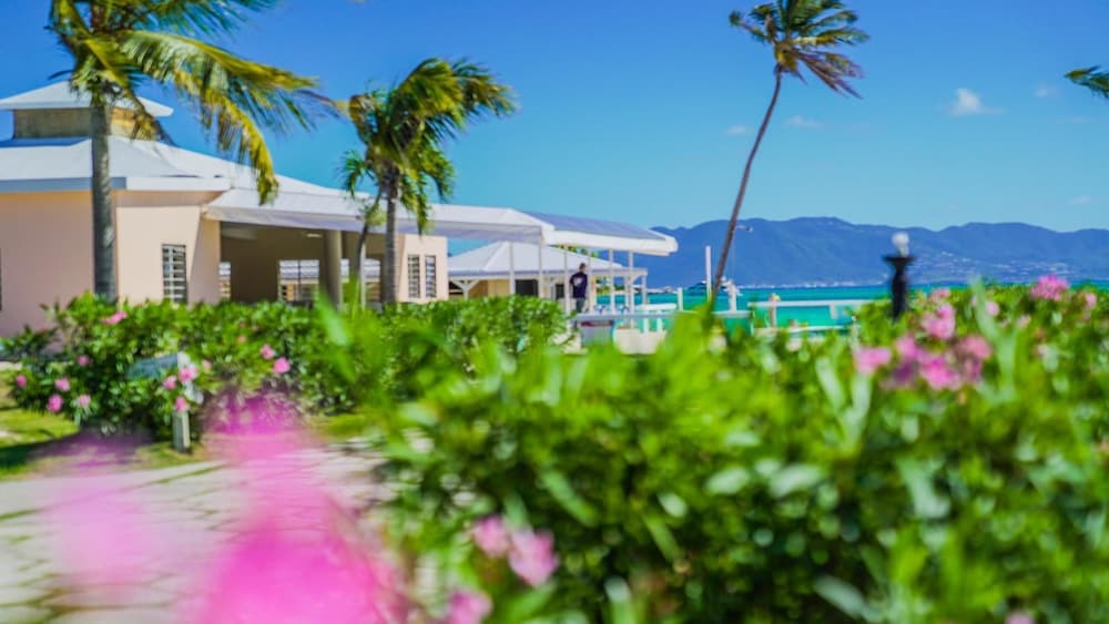 Anguilla Great House Beach Resort 15/33