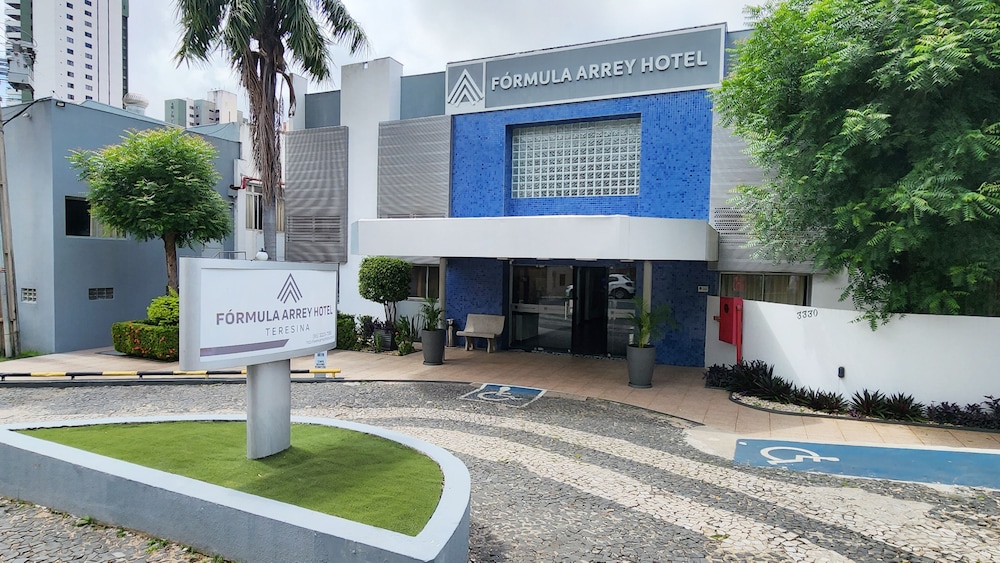 Formula Arrey Hotel 31/40