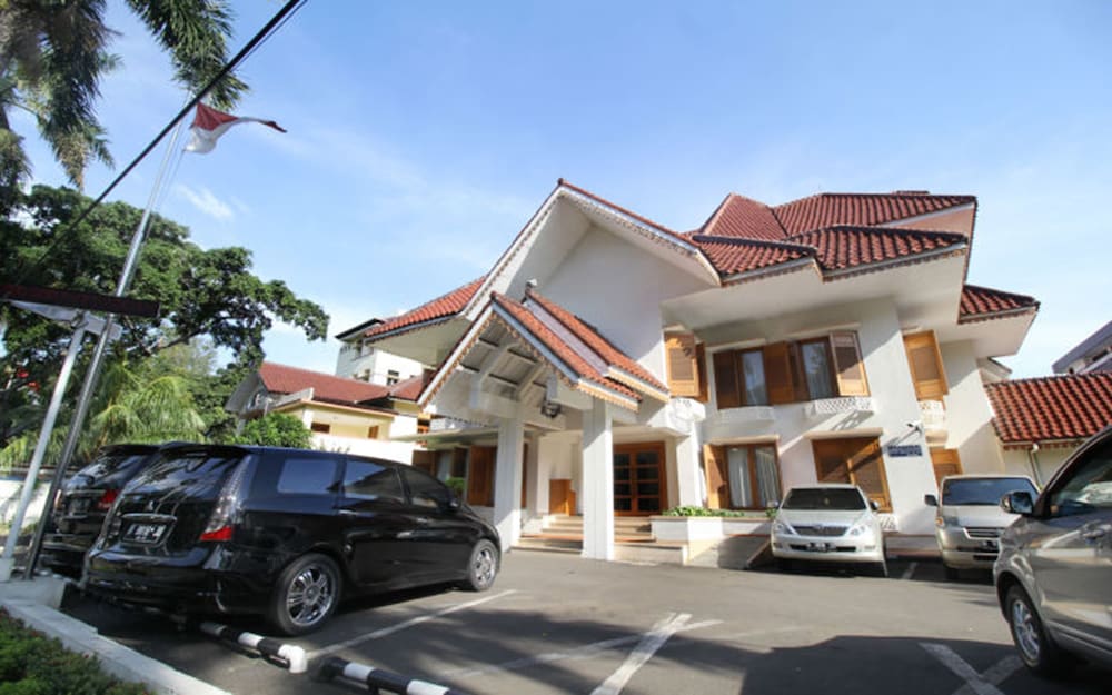 Sofyan Hotel Cut Meutia 62/63