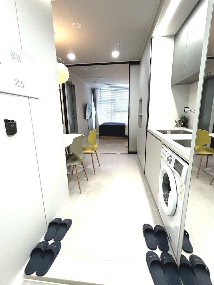 Raviens Haeundae Avenue 44/54