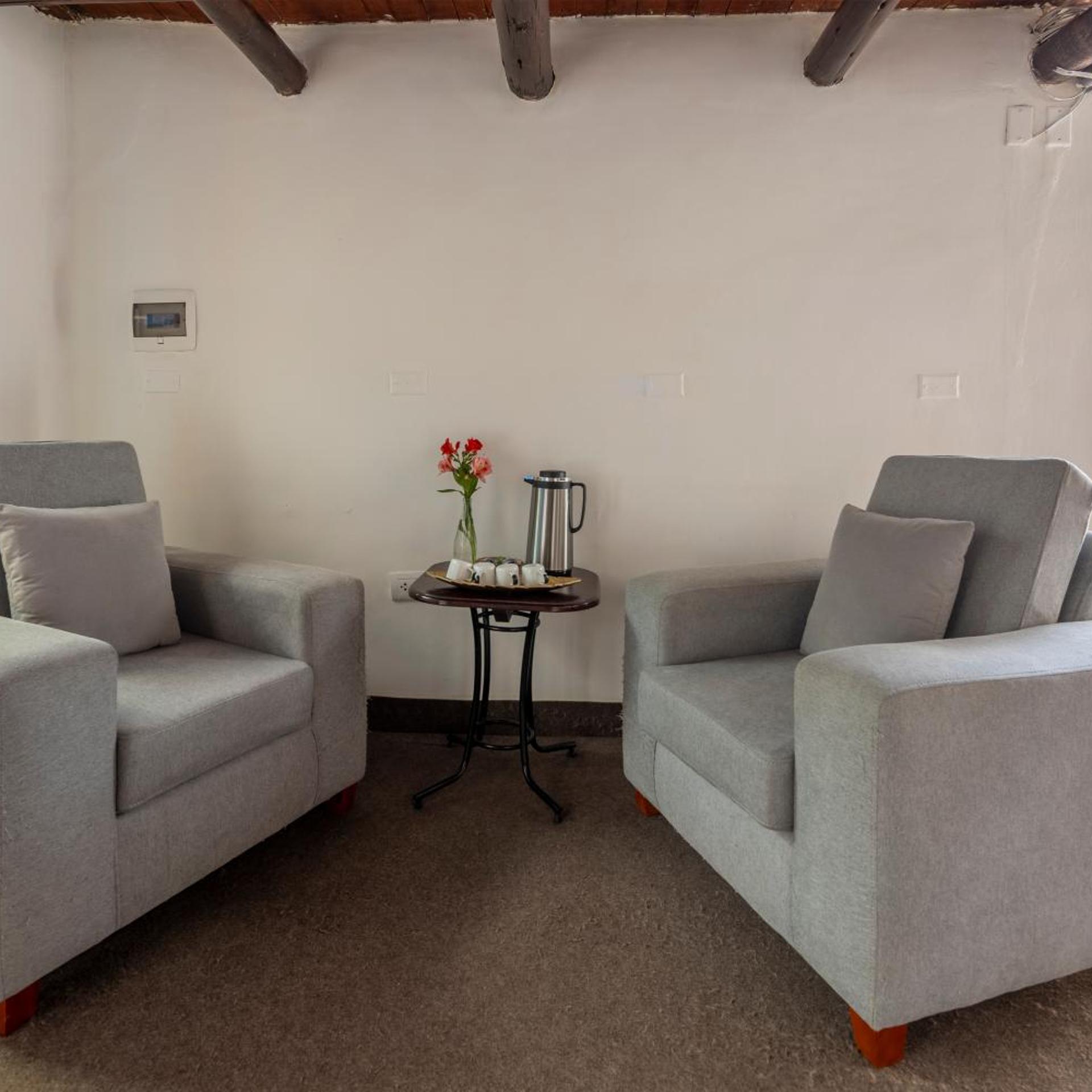 Hostal Teatro Inka 32/50