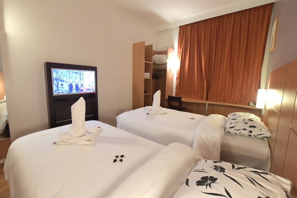 Senator Hotel Tanger 5/24