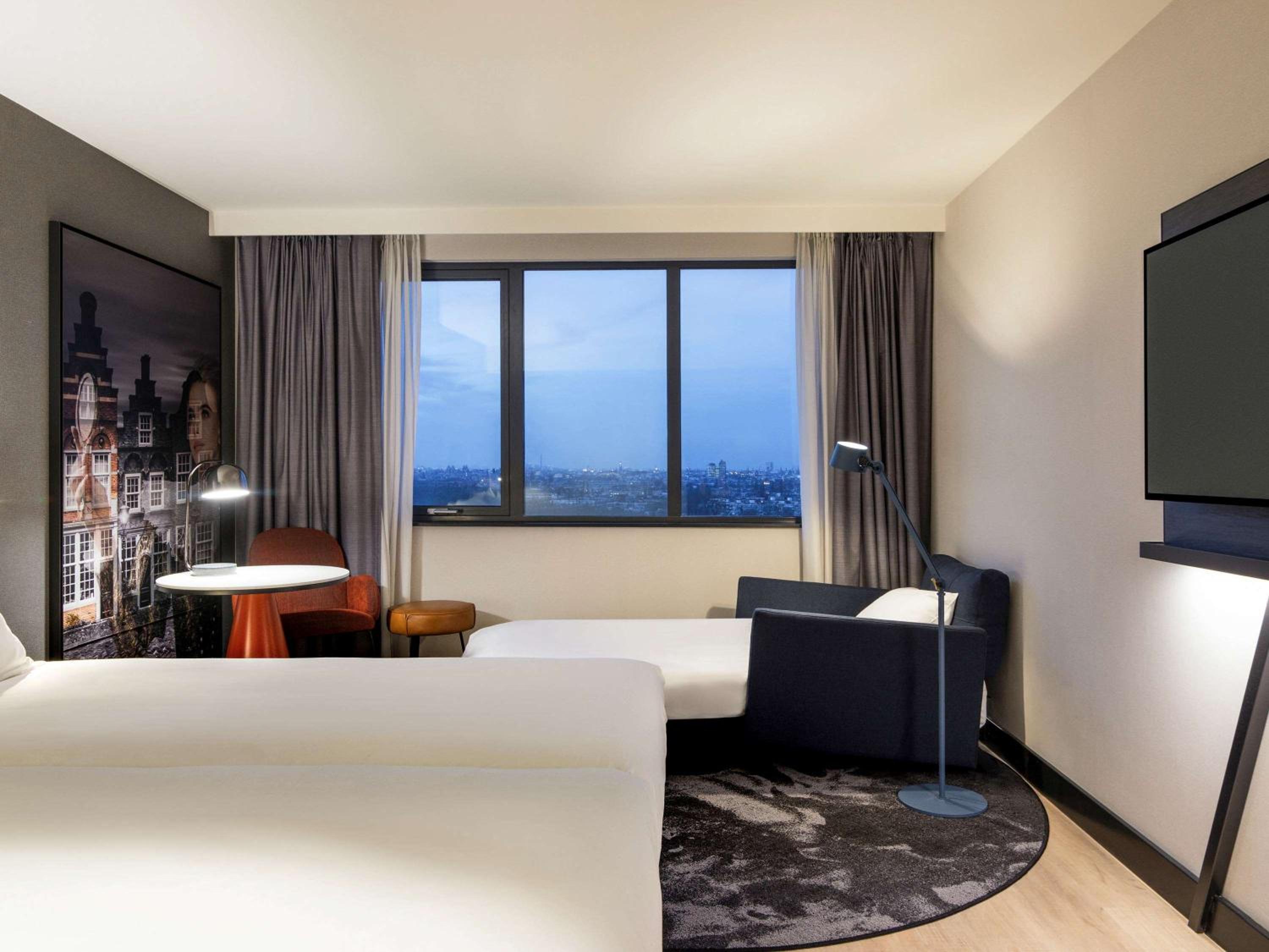 غرفة بريفيليج بسرير فردي مع أريكة، Mercure Amsterdam City Hotel 3/7