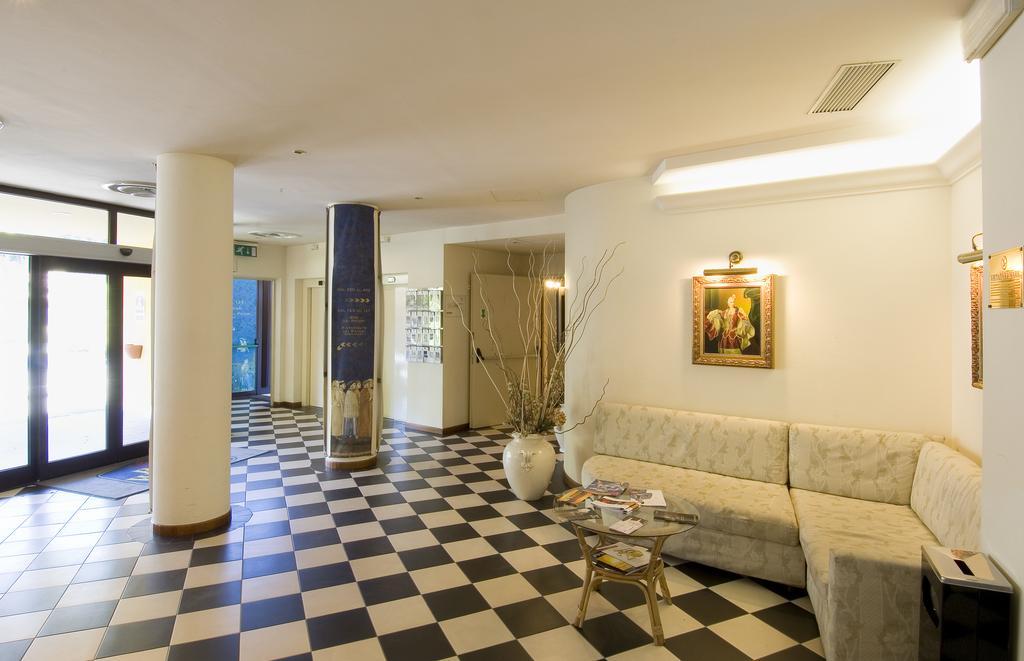 Hotel Palazzo Dei Priori 7/17