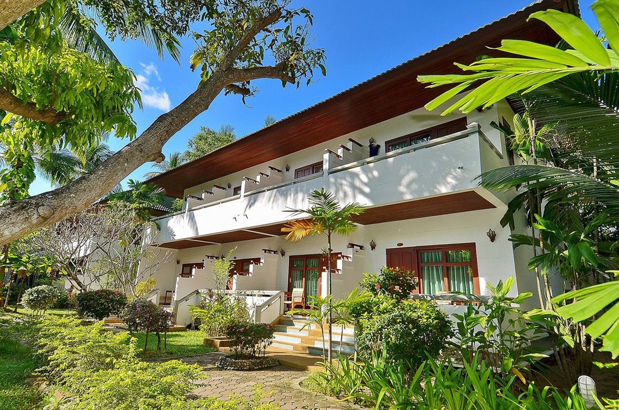 First Bungalow Beach Resort in KOH SAMUI