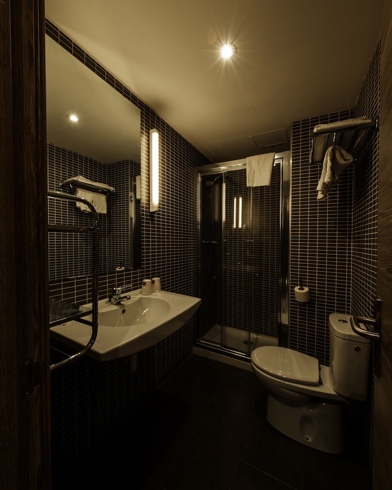 Hotel Bilbi 56/57