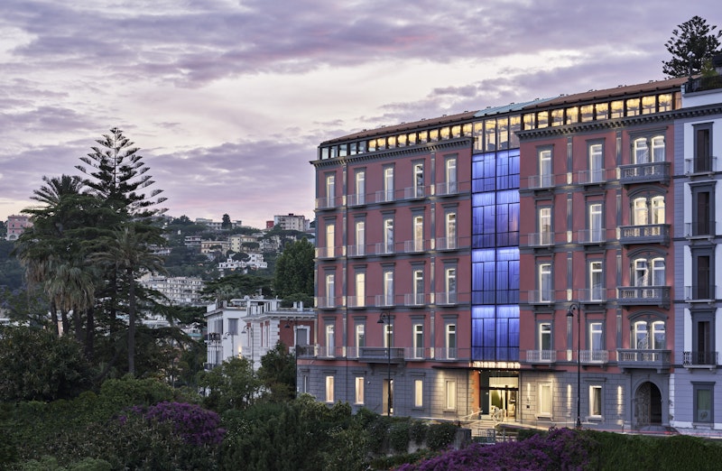 De Bonart Naples, Curio Collection by Hilton 1/50